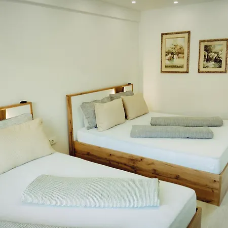 アパート Bujrum *